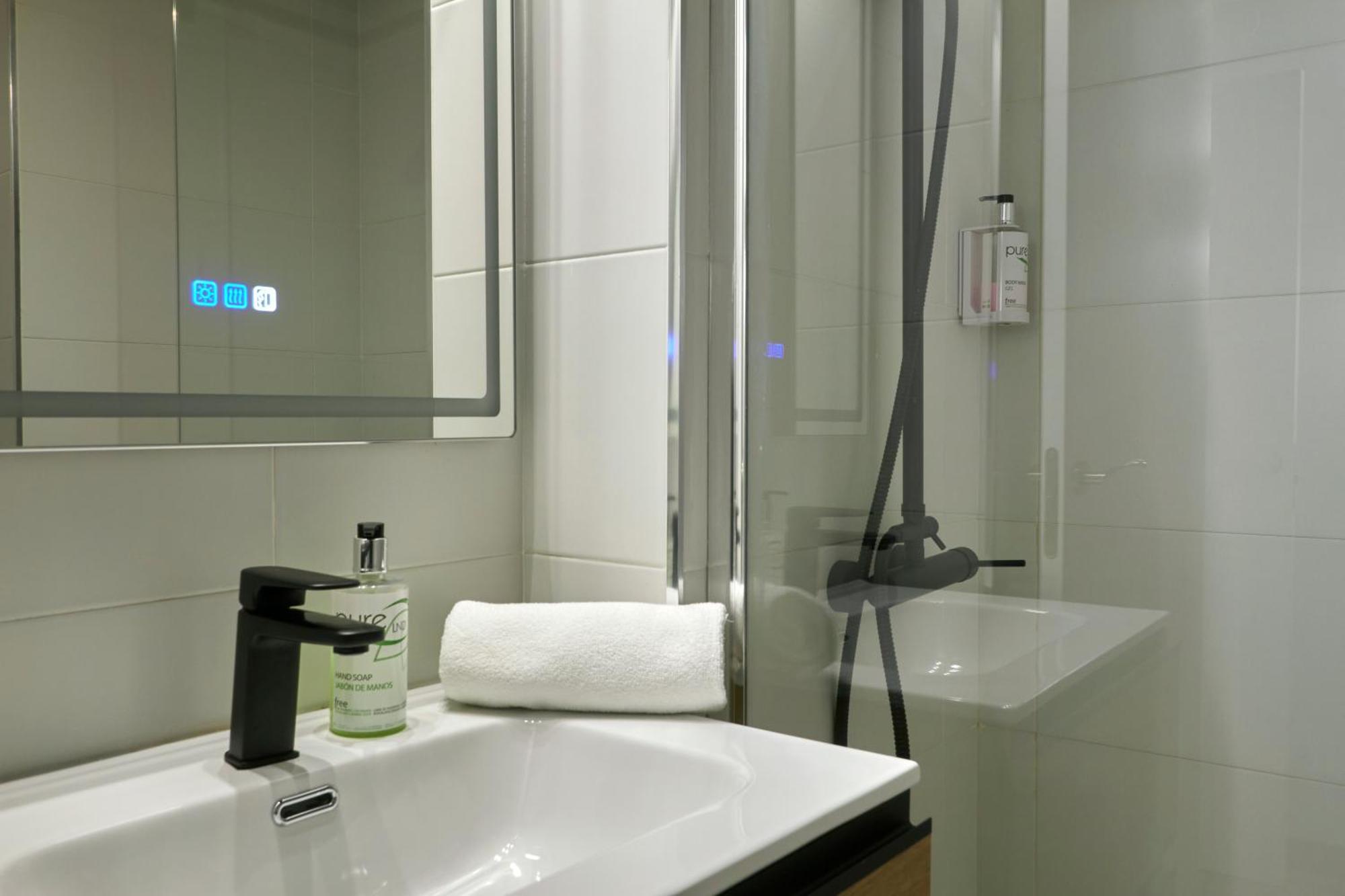 Ol Cute Apartment In Quiet Olivera St Barcelona Luaran gambar